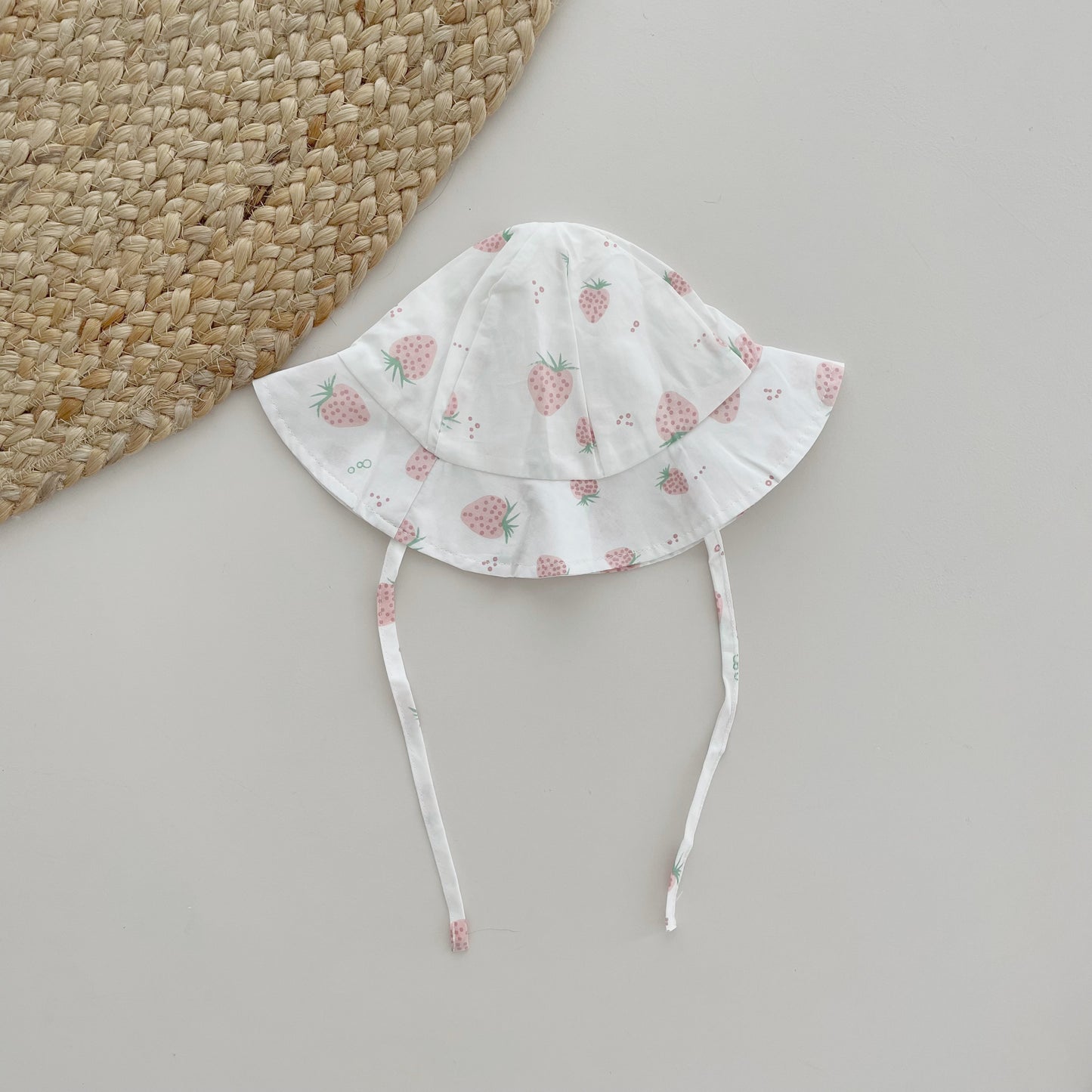 Body mit Erdbeeren und Sonnenhut | 3 - 24 Monate